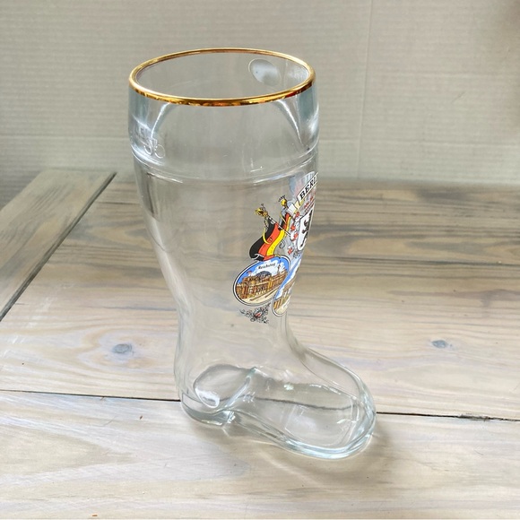 Berlin GERMANY Souvenir Beer Glass Boot Gold Rim 8 inches Tall 0.5 Liters - Picture 9 of 14